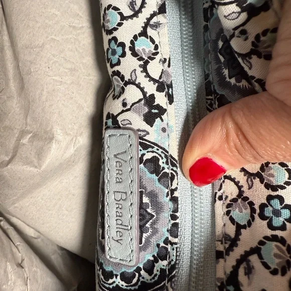 Vera Bradley leather Gallatin carryall Carson - Picture 2 of 10